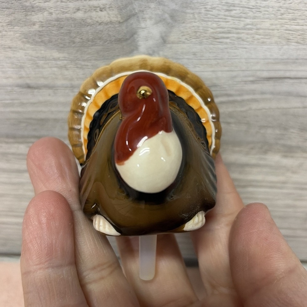Nora Fleming Mini Gobble Gobble Turkey Hand-Painted Platter Charm (C8)